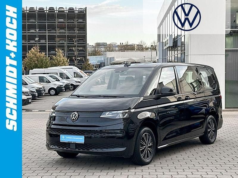 Deep black perleffekt Gebraucht 2024 VW Multivan Basis Van | 49.990 € (Fairer Preis) - Bild 1/4