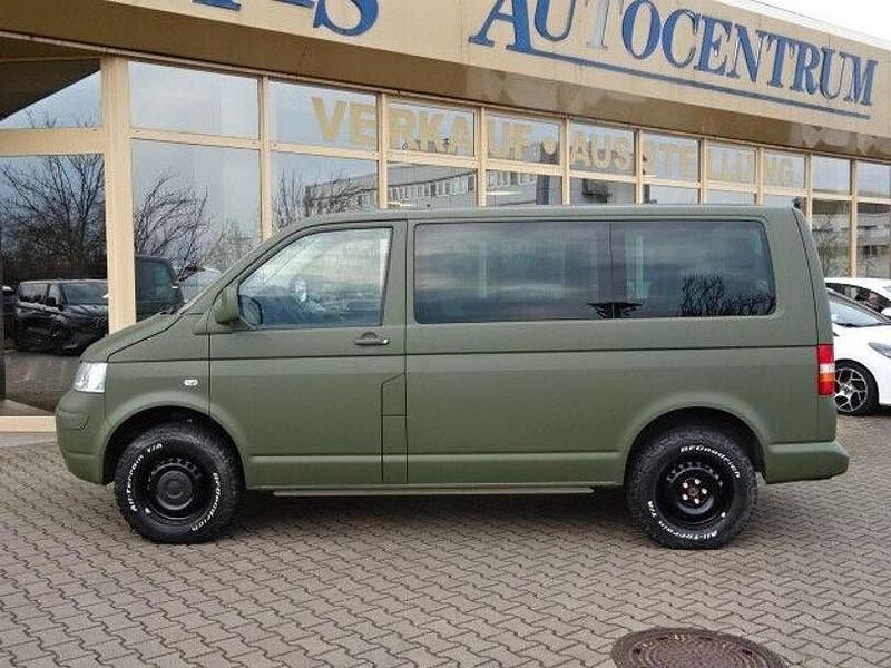 Gebraucht VW T5 131 PS (96 kW) 2010 Grün Van
