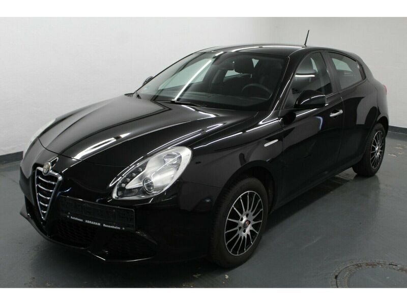 Rot Gebraucht 2011 Alfa Romeo Giulietta Kleinwagen | 5.990 € - Bild 1/4