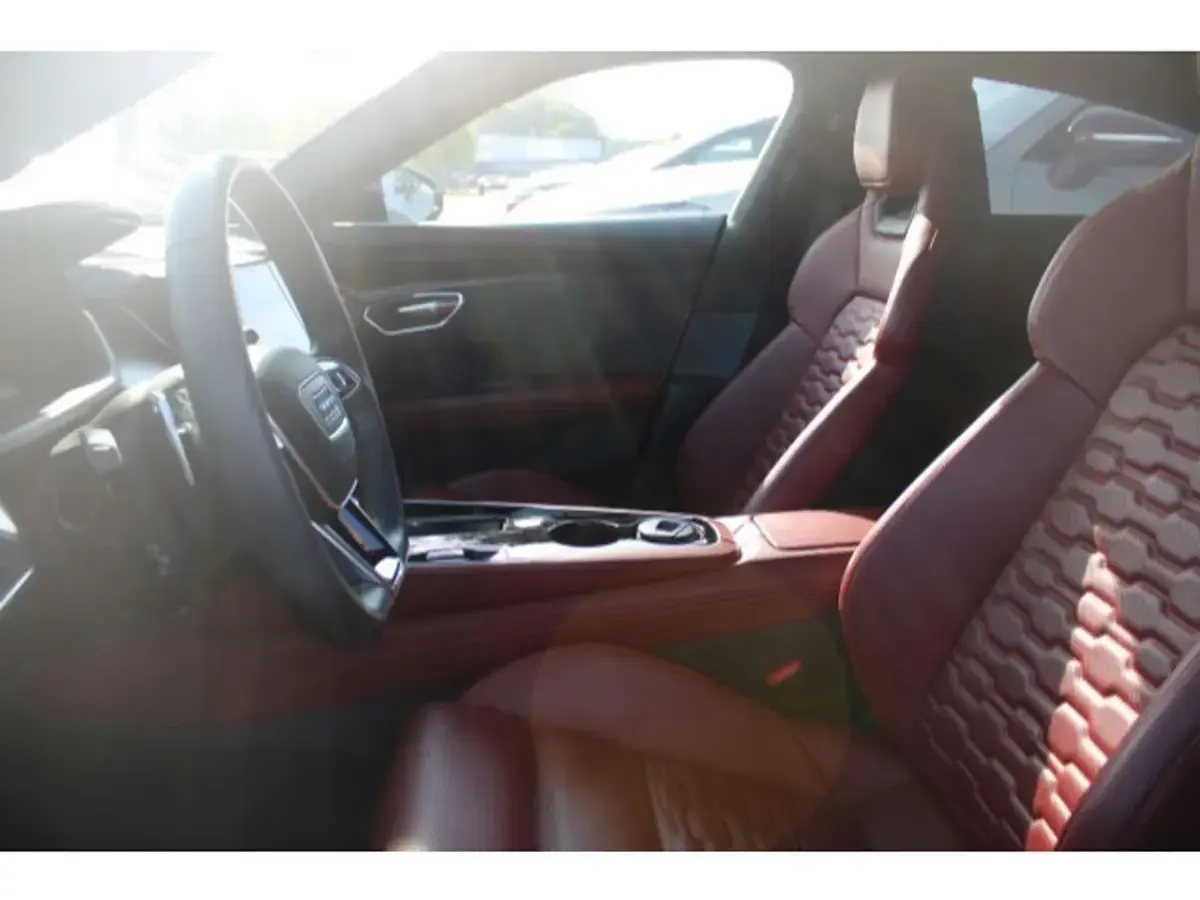 Gebraucht Audi e-tron GT quattro 350 kW (476 PS) 2023 Ibisweiß Limousine