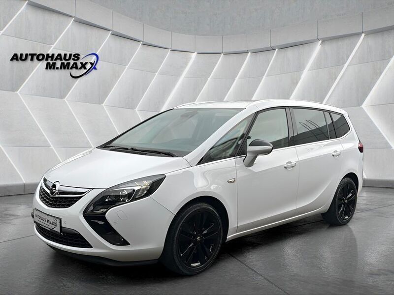 Weiß Gebraucht 2015 Opel Zafira Tourer Innovation Van / Kleinbus | 17.900 € - Bild 1/4