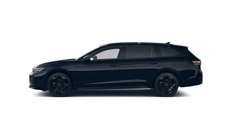 Gebraucht VW Passat R-line 150 PS (110 kW) 2025 Kombi