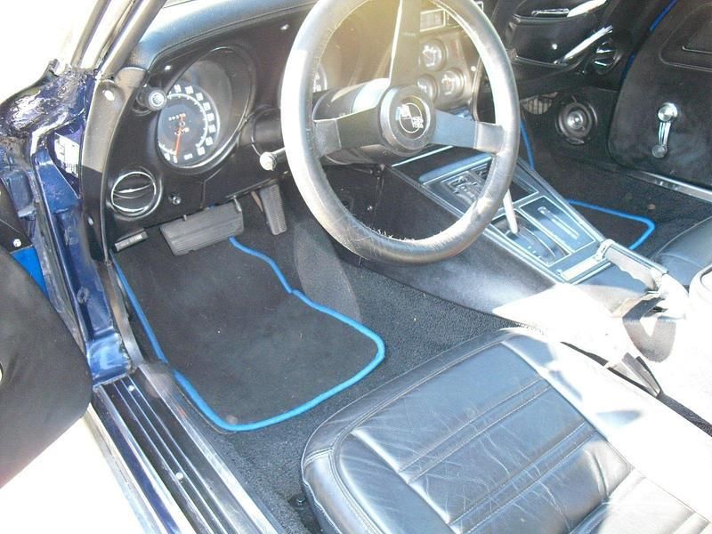 Second-hand Corvette C3 250 CP (183 kW) 1973 Albastru