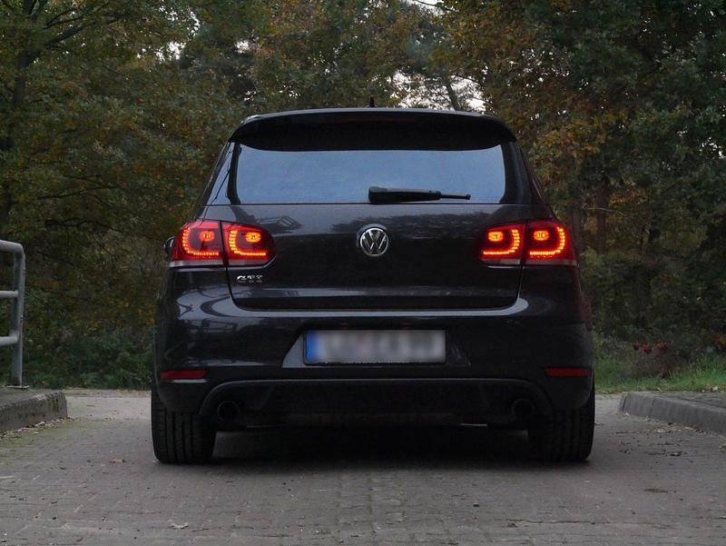 Gebraucht VW Golf VI GTI 211 PS (155 kW) 2010 Grau Kleinwagen
