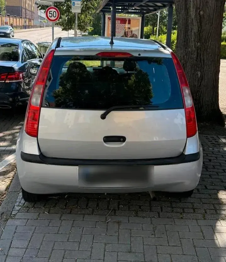 Gebraucht Mitsubishi Colt 75 PS (55 kW) 2007 Silber Kleinwagen
