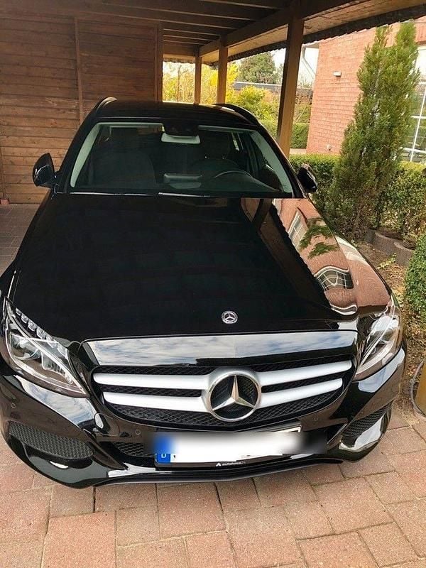 Schwarz Gebraucht 2019 Mercedes C200 Kombi | 17.500 € (Superpreis) - Bild 1/4