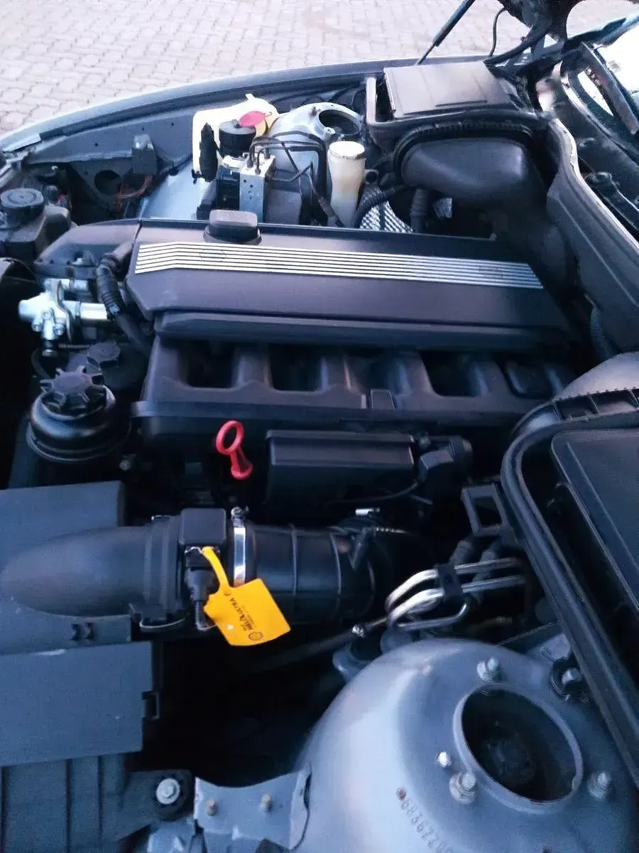 Używany BMW 520 150 KM (110 kW) 1998 Srebrny Sedan/Limuzyna
