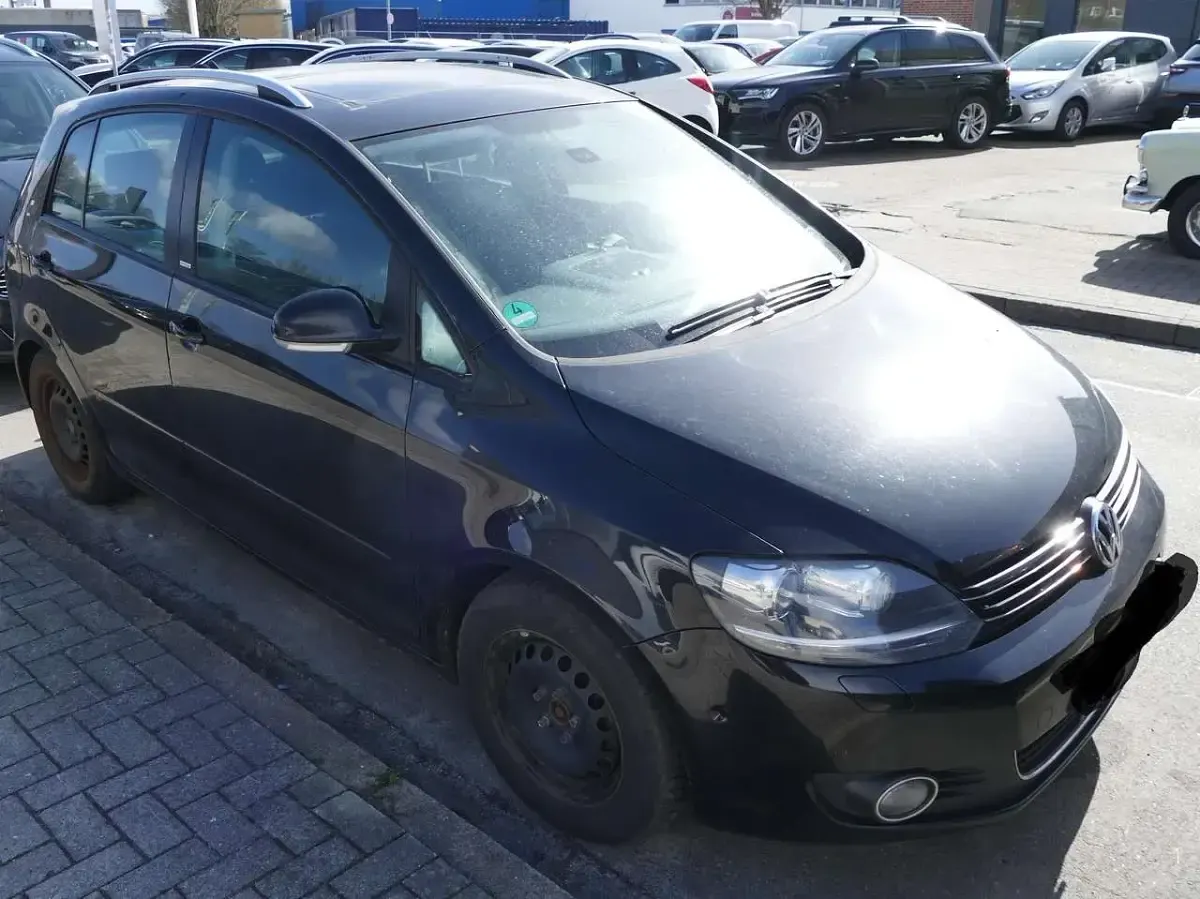 Gebraucht VW Golf Plus Cross 140 PS (102 kW) 2011 Schwarz Van / Kleinbus