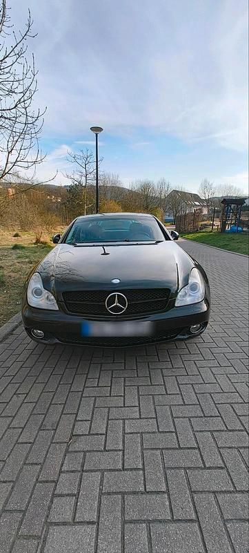 Gebraucht Mercedes CLS300 231 PS (169 kW) 2010 Schwarz Limousine