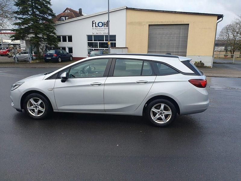 Gebraucht Opel Astra Edition 122 PS (89 kW) 2020 Silber Kombi