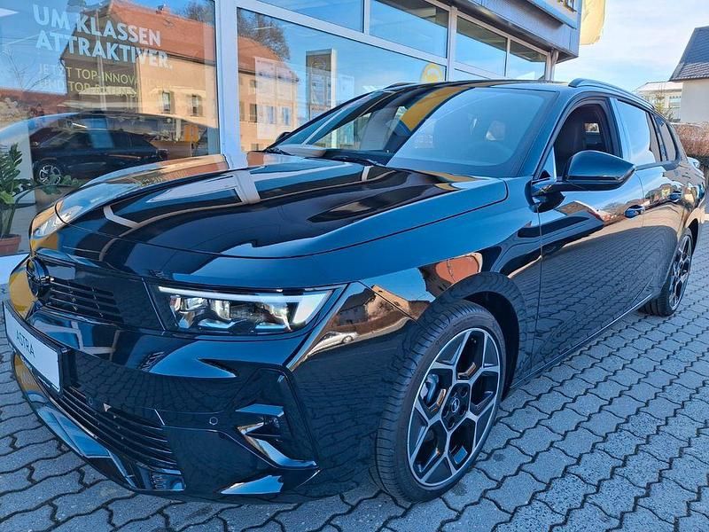 Neu Opel Astra 131 PS (96 kW) 2025 Schwarz Kombi