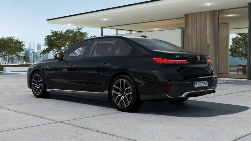Neu BMW i7 Sport Line 334 kW (455 PS) 2025 Schwarz Limousine