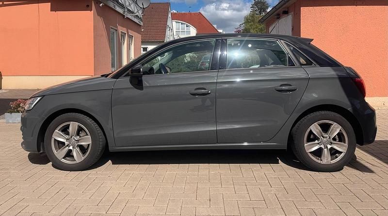 Gebraucht Audi A1 125 PS (91 kW) 2018 Grau Kleinwagen