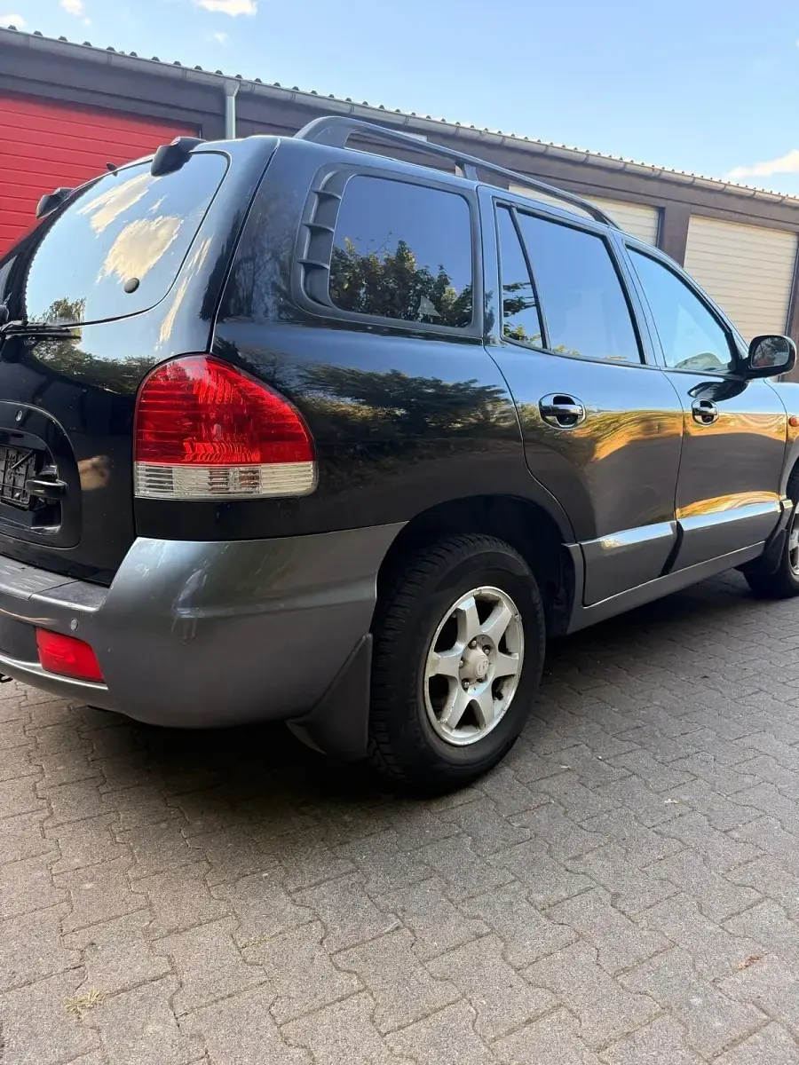 Gebraucht Hyundai Santa Fe 146 PS (107 kW) 2006 Schwarz SUV