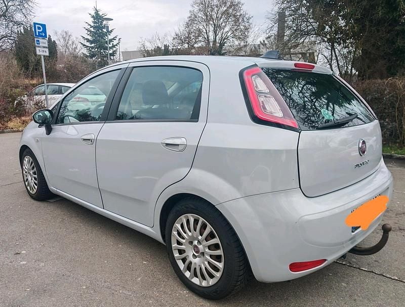 Gebraucht Fiat Punto Evo 77 PS (56 kW) 2012 Silber Kleinwagen