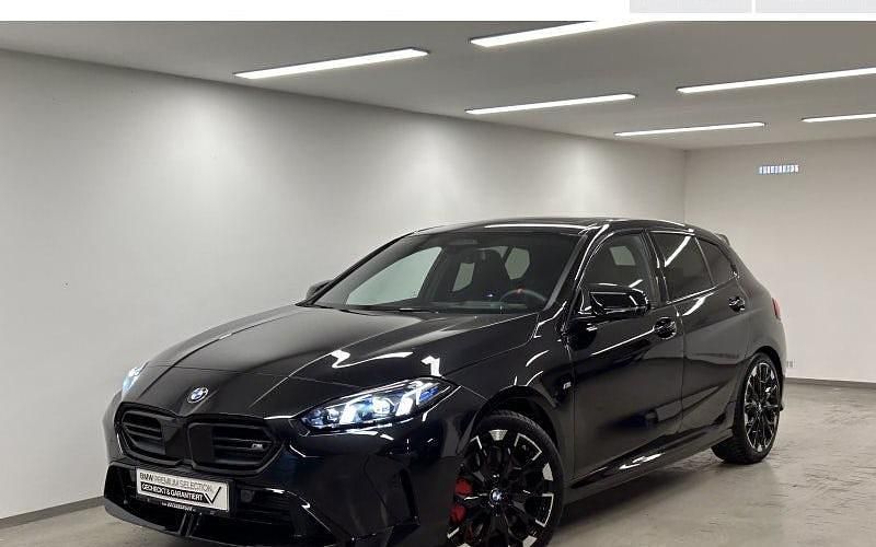 Gebraucht BMW M135 Performance 300 PS (220 kW) 2024 Schwarz Kleinwagen