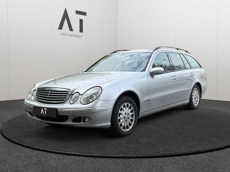 Gebraucht Mercedes E220 150 PS (110 kW) 2005 Silber Kombi