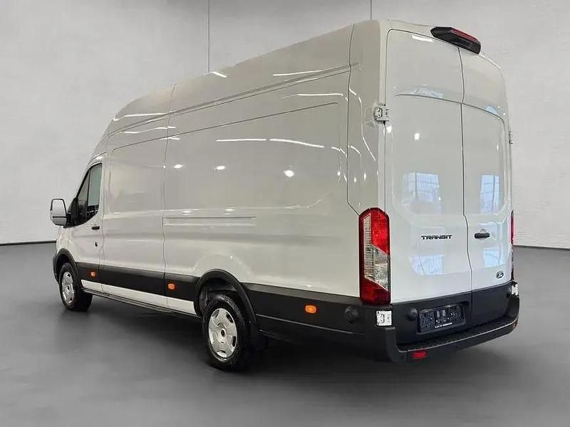 Second-hand Ford Transit Trend 131 CP (96 kW) 2025 Alb Pickup