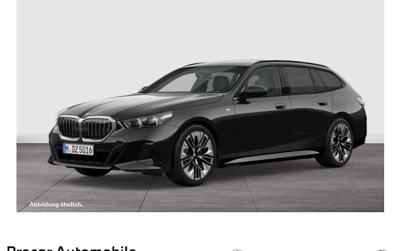 Gebraucht BMW 520 Comfort Edition 197 PS (144 kW) 2025 Schwarz Kombi