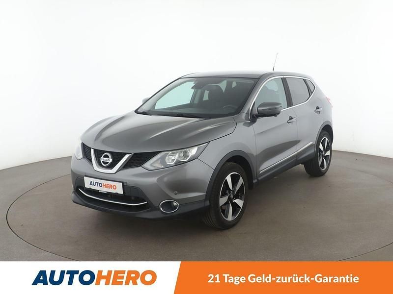 Grau Gebraucht 2015 Nissan Qashqai 360º SUV | 12.600 € (Etwas zu teuer) - Bild 1/3