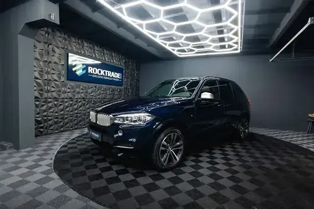 Używany BMW X5 Performance 381 KM (280 kW) 2016 Czarny SUV
