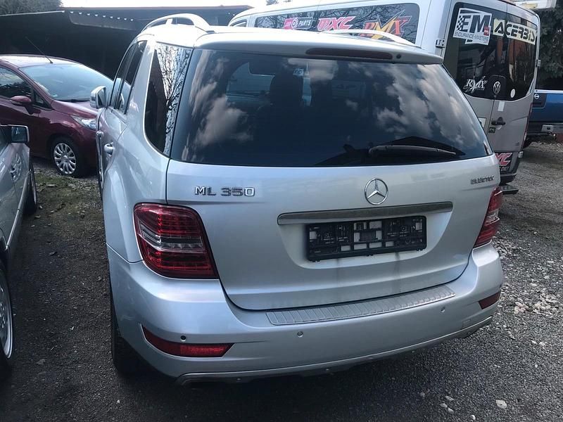 Gebraucht Mercedes ML350 230 PS (169 kW) 2011 Silber SUV