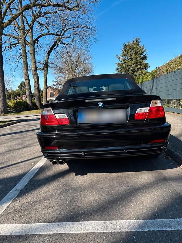 Gebraucht BMW 330 231 PS (169 kW) 2002 Schwarz Cabrio