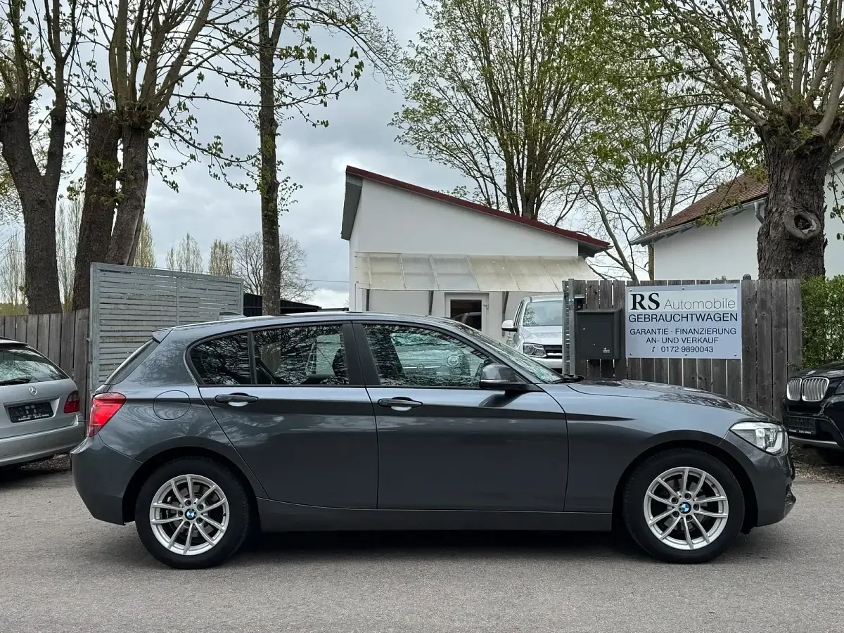 Gebraucht BMW 116 116 PS (85 kW) 2013 Grau Kleinwagen