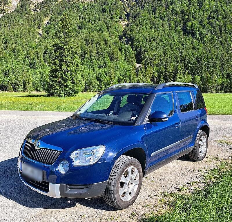 Blau Gebraucht 2009 Skoda Yeti SUV | 3.900 € (Fairer Preis) - Bild 1/4