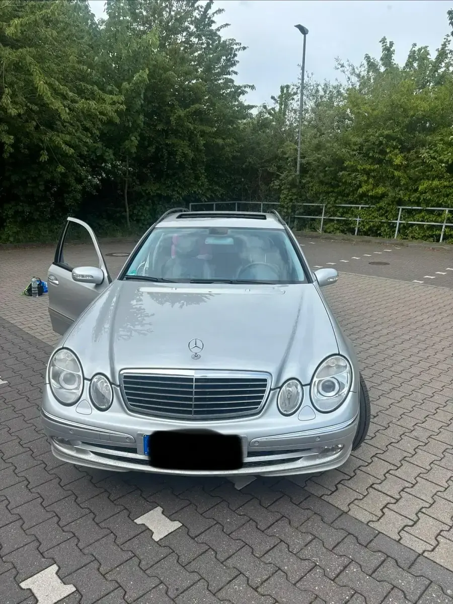 Gebraucht Mercedes E500 306 PS (225 kW) 2003 Silber Kombi