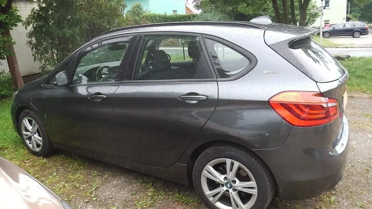 Gebraucht BMW 225 Active Tourer iPerformance 224 PS (164 kW) 2018 Van / Kleinbus
