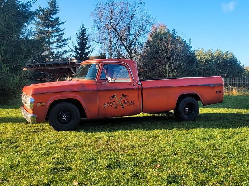 Rot Gebraucht 1969 Dodge D100 Abholung | 25.500 € - Bild 1/4