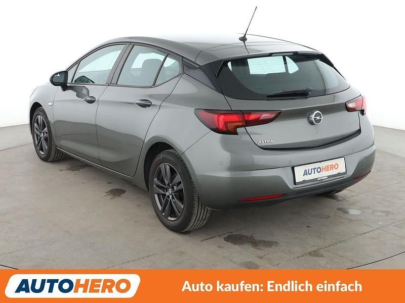 Gebraucht Opel Astra 110 PS (80 kW) 2019 You drive me crazy Limousine