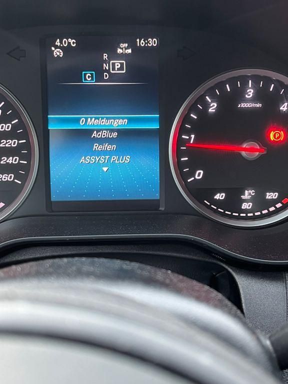 Gebraucht Mercedes C200 160 PS (117 kW) 2019 Schwarz Kombi