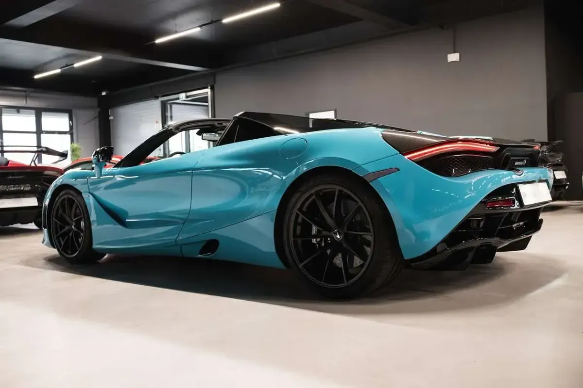 Gebraucht McLaren 720S 721 PS (530 kW) 2022 Tokyo cyan Cabrio