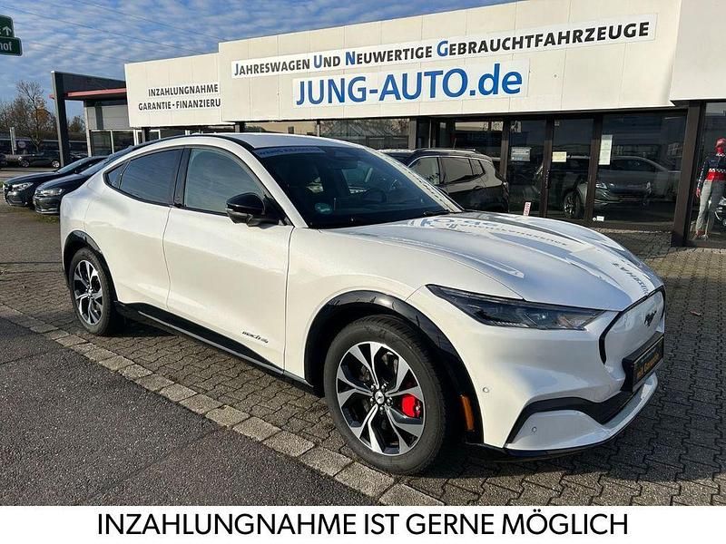 Gebraucht Ford Mustang Mach-E Premium 197 kW (269 PS) 2022 Weiß SUV