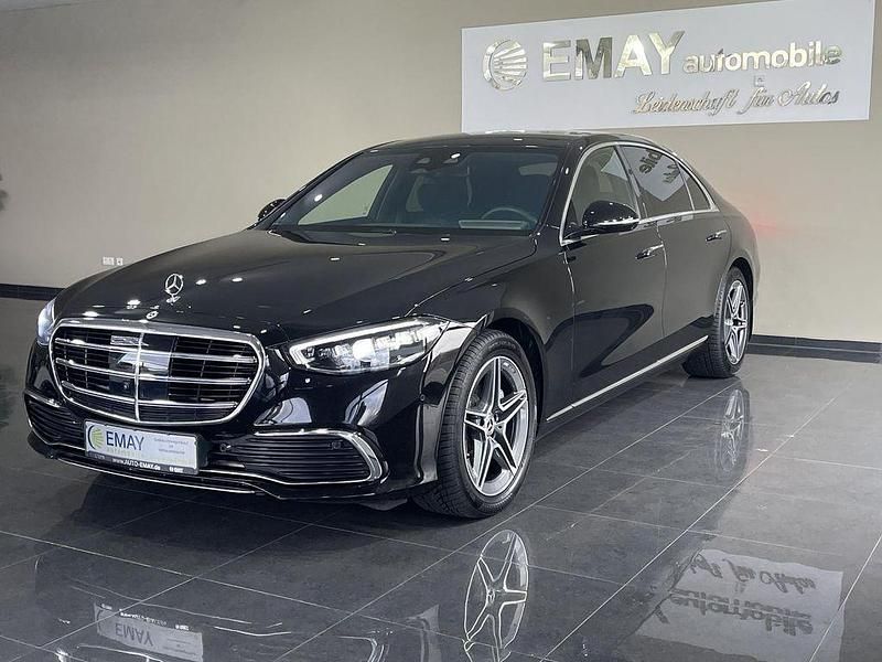 Gebraucht Mercedes S450 367 PS (269 kW) 2024 Obsidianschwarz  metalliclack Limousine