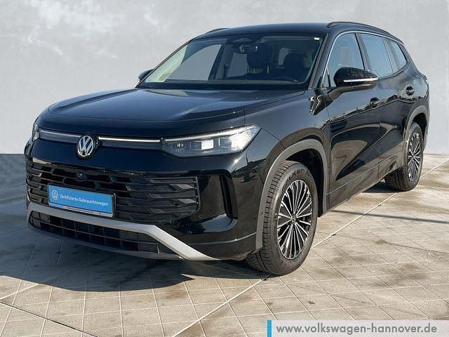 Gebraucht VW Tayron Life 150 PS (110 kW) 2025 Grenadillschwarz metallic SUV