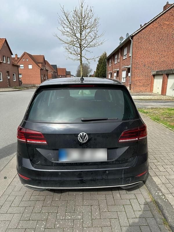 Gebraucht VW Golf VII 116 PS (85 kW) 2020 Schwarz Limousine