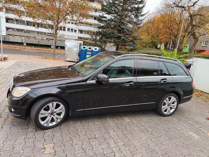 Gebraucht Mercedes 220 231 PS (169 kW) 2010 Schwarz Kombi