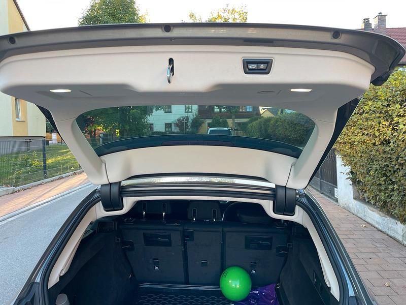 Gebraucht BMW 320 Advantage 190 PS (139 kW) 2022 Grau Kombi