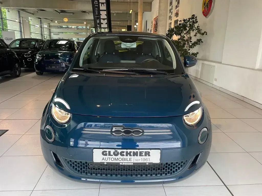 Gebraucht Fiat 500e Action 69 kW (95 PS) 2023 Grün Kleinwagen