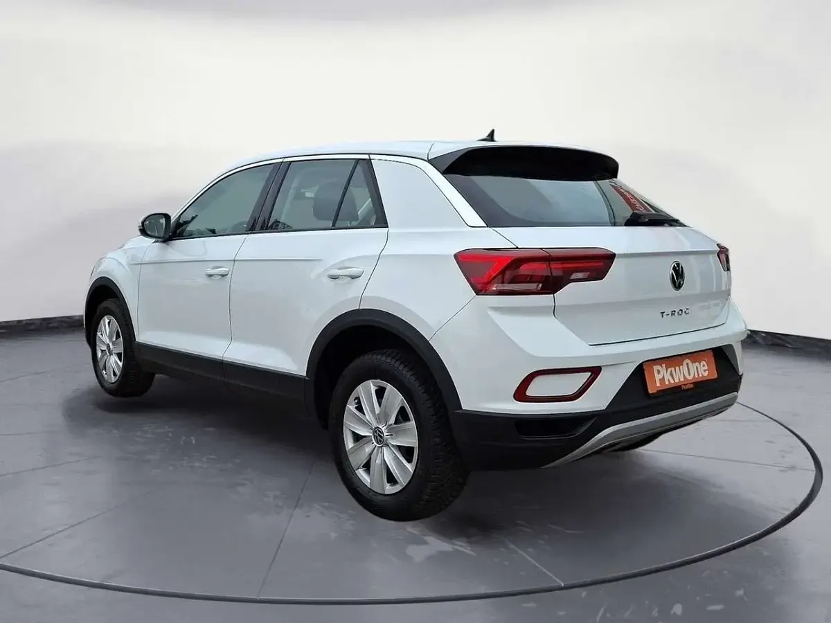 Używany VW T-Roc Basis 110 KM (80 kW) 2022 Biały SUV