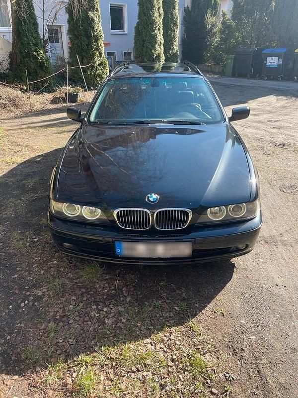 Gebraucht BMW 530 193 PS (141 kW) 2002 Schwarz Kombi