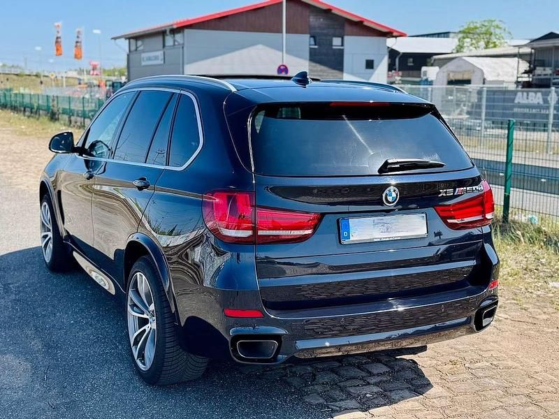 Gebraucht BMW X5 Sport Line 381 PS (280 kW) 2015 Schwarz SUV
