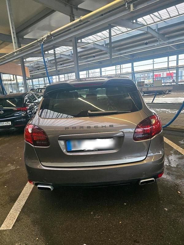 Gebraucht Porsche Cayenne 245 PS (180 kW) 2012 Braun SUV
