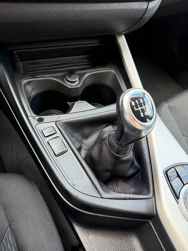 Gebraucht BMW 118 150 PS (110 kW) 2016 Weiß Kleinwagen