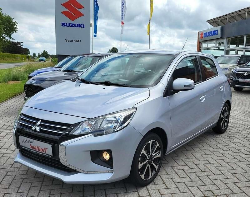 Silber Gebraucht 2021 Mitsubishi Space Star Limousine | 10.990 € (Fairer Preis) - Bild 1/4