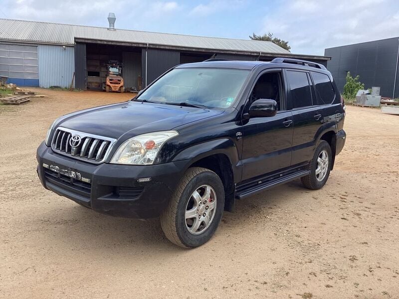 Schwarz Gebraucht 2004 Toyota Land Cruiser SUV | 6.799 € - Bild 1/4