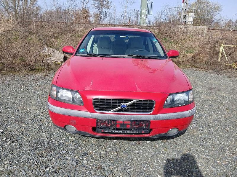 Gebraucht Volvo S60 163 PS (119 kW) 2002 Rot Limousine